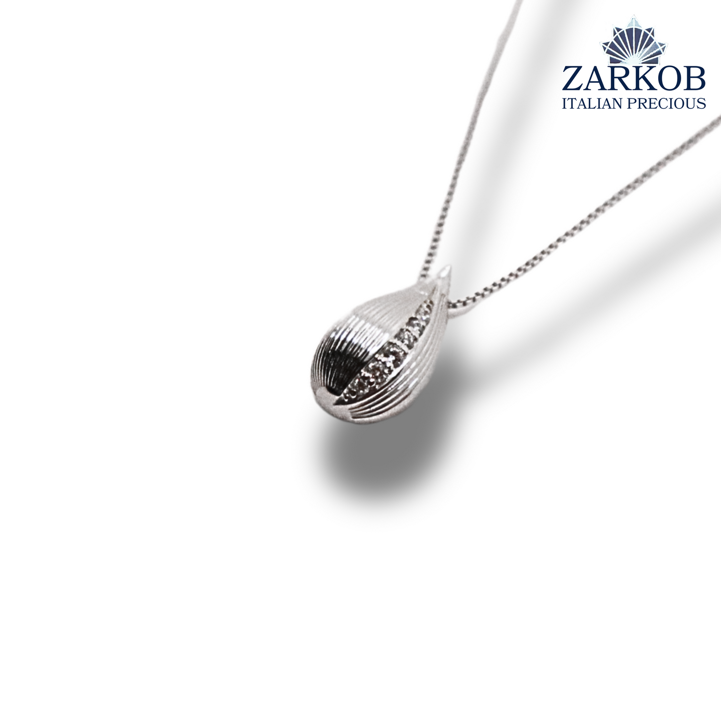 Collana Goccia Rigata Oro Bianco gr 2,70 e Diamanti Bianchi Naturali 0,05 ct.