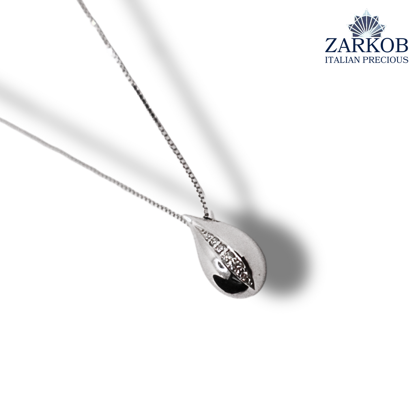 Collana Goccia Liscia Oro Bianco gr 2,70 e Diamanti Bianchi Naturali 0,05 ct.