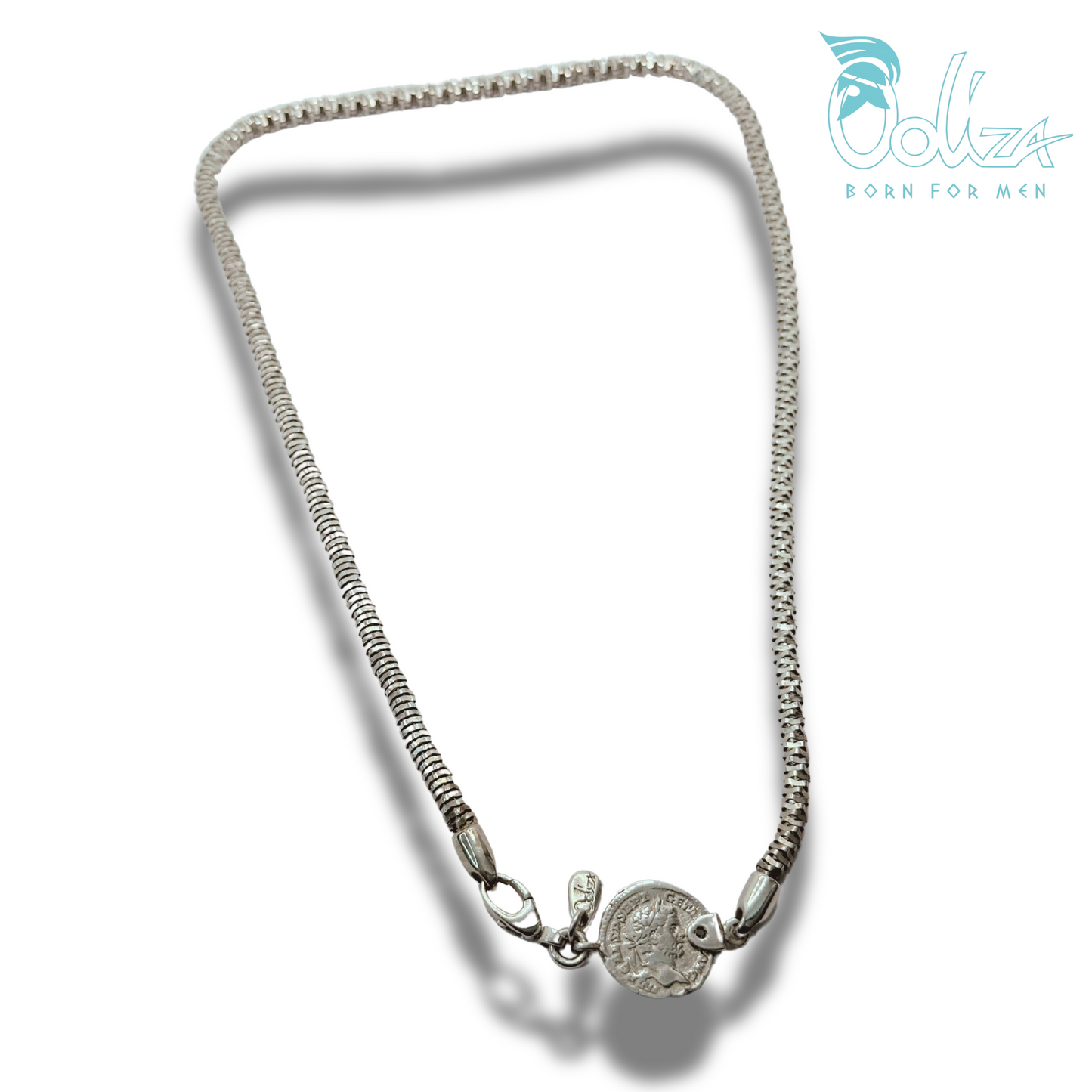 Collana Romana e Diamanti Neri con Medaglia Ω