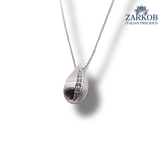 Collana Goccia Rigata Oro Bianco gr 2,70 e Diamanti Bianchi Naturali 0,05 ct.