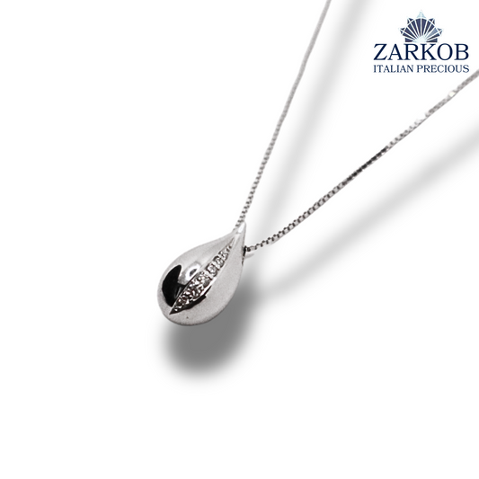 Collana Goccia Liscia Oro Bianco gr 2,70 e Diamanti Bianchi Naturali 0,05 ct.