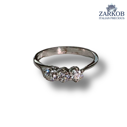 Anello Trilogy in Oro Bianco gr. 4,20 e Diamanti Naturali ct. 0,90