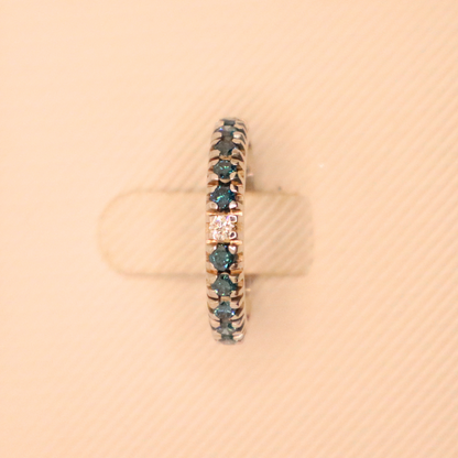 Anello Fedina A Giro in Oro Bianco gr 3,60 e Diamanti Blu ct.0,90 e Diamanti Bianchi ct.0,16